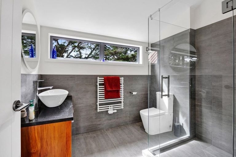 Photo of property in 215 Cowling Road, Hurdon, New Plymouth, 4371