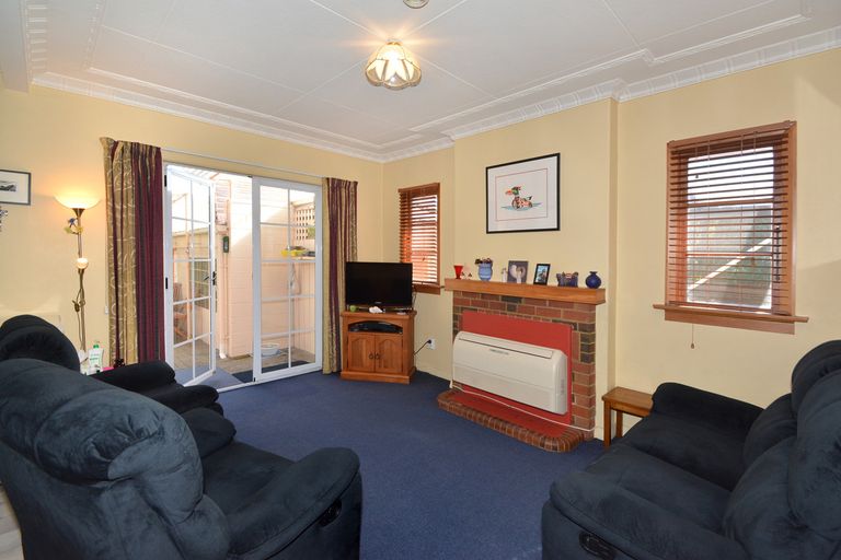 Photo of property in 210 Bay View Road, South Dunedin, Dunedin, 9012