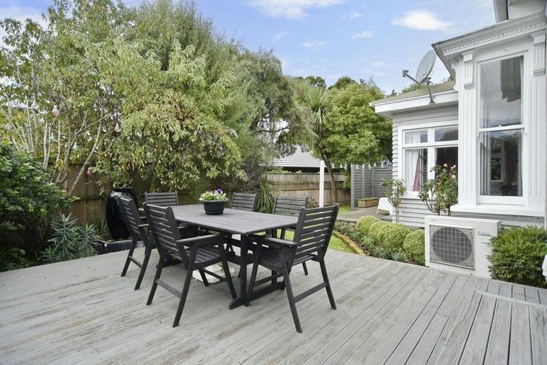 Photo of property in 11 Locarno Street, Opawa, Christchurch, 8023