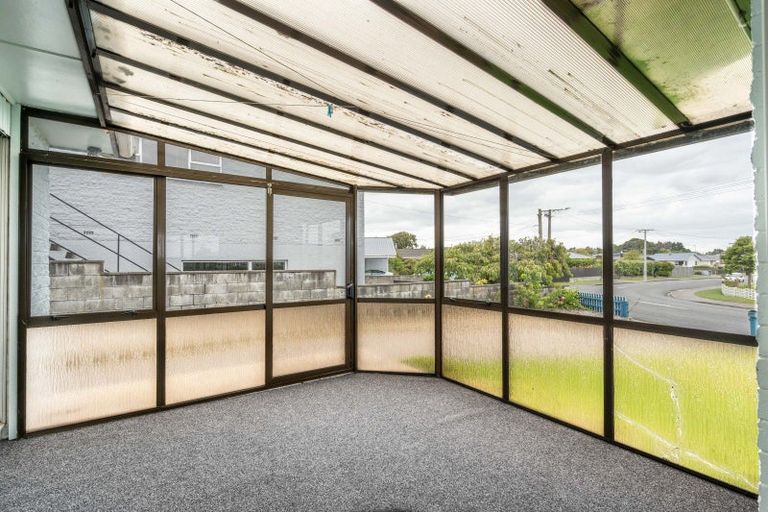 Photo of property in 52 Edinburgh Crescent, Waikiwi, Invercargill, 9810