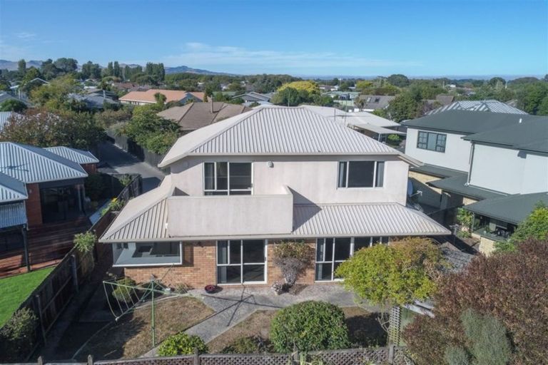 Photo of property in 15a Fieldmoor Place, Parklands, Christchurch, 8083