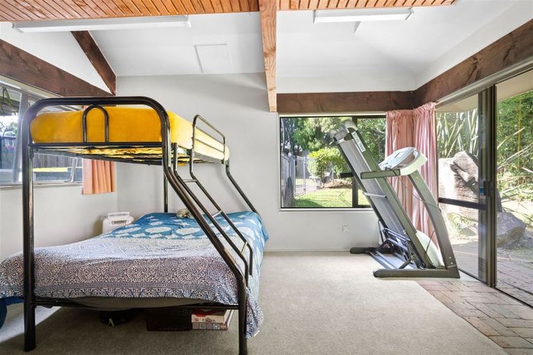 Photo of property in 2 Ngahere Drive, Horahora, Whangarei, 0110