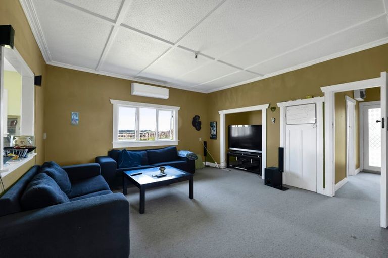 Photo of property in 1 Clarke Road, Huirangi, New Plymouth, 4373