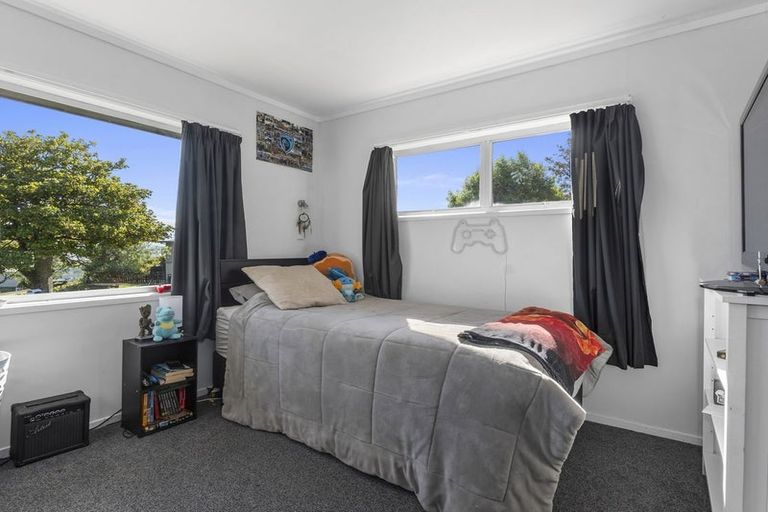 Photo of property in 8 Moa Place, Onerahi, Whangarei, 0110