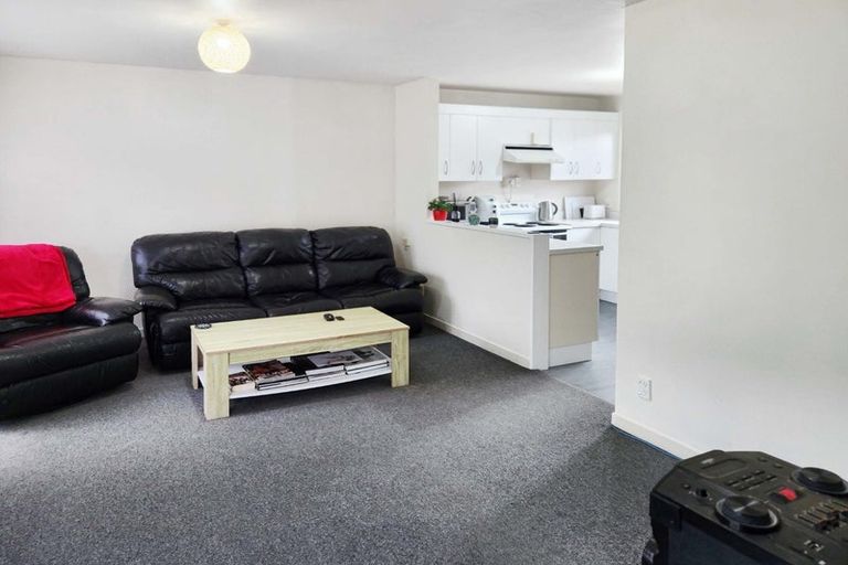 Photo of property in 16 Mcbain Grove, Avalon, Lower Hutt, 5011