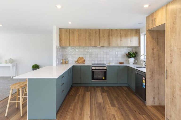 Photo of property in 17 Banks Place, Rangiora, 7400