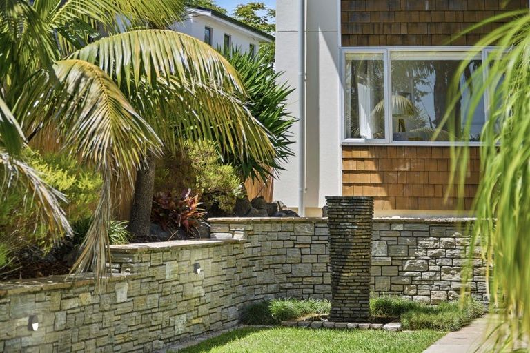 Photo of property in 31 Beechwood Road, Rothesay Bay, Auckland, 0630