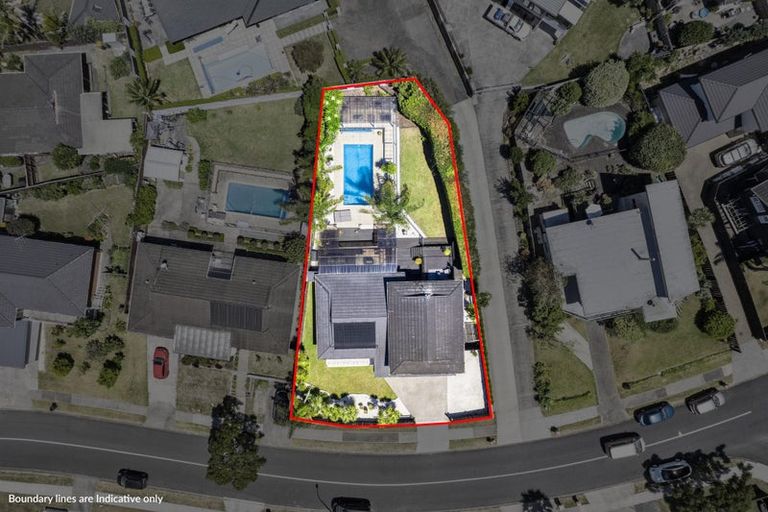 Photo of property in 21 Fratley Avenue, Farm Cove, Auckland, 2012