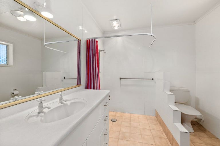 Photo of property in 84a Mclauchlan Street, Springlands, Blenheim, 7201