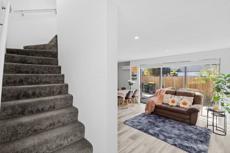 Photo of property in 3/58 Division Street, Riccarton, Christchurch, 8041