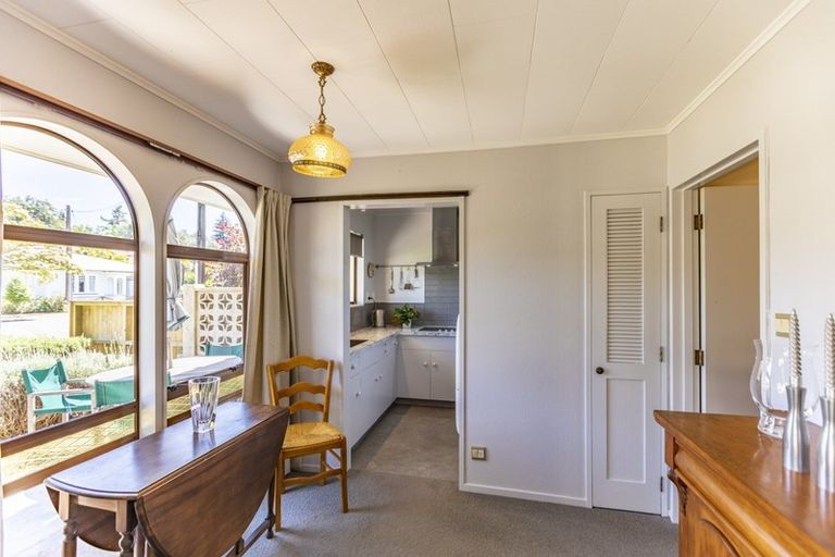 Photo of property in 3 Waverley Street, Waipawa, 4210