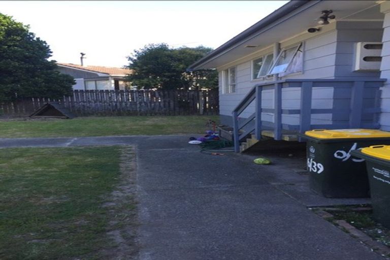 Photo of property in 25 Redcrest Avenue, Red Hill, Papakura, 2110