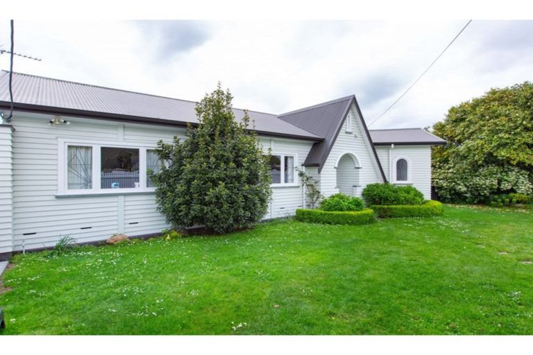 Photo of property in 9 Alfred Street, Fairfield, Hamilton, 3214