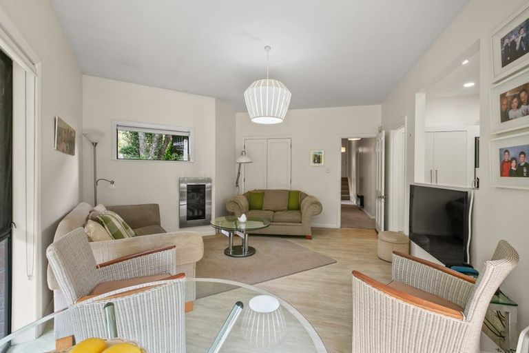 Photo of property in 38 Brooklands Road, Brooklands, New Plymouth, 4310