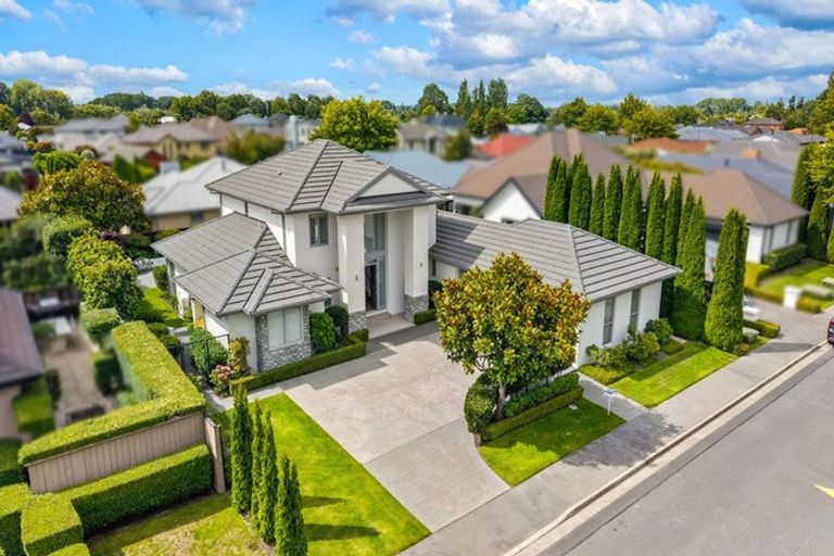 Photo of property in 33 Applefield Court, Northwood, Christchurch, 8051