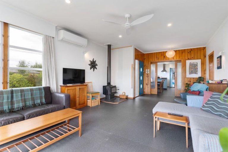 Photo of property in 2 Hinau Place, Lansdowne, Masterton, 5810