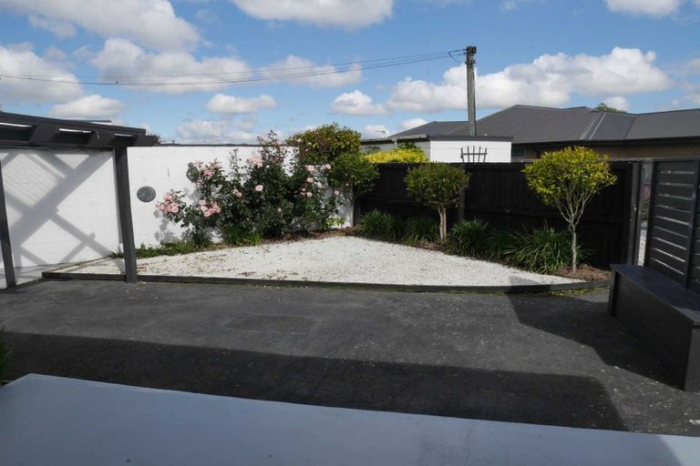 Photo of property in 2/296a Wairakei Road, Bryndwr, Christchurch, 8053