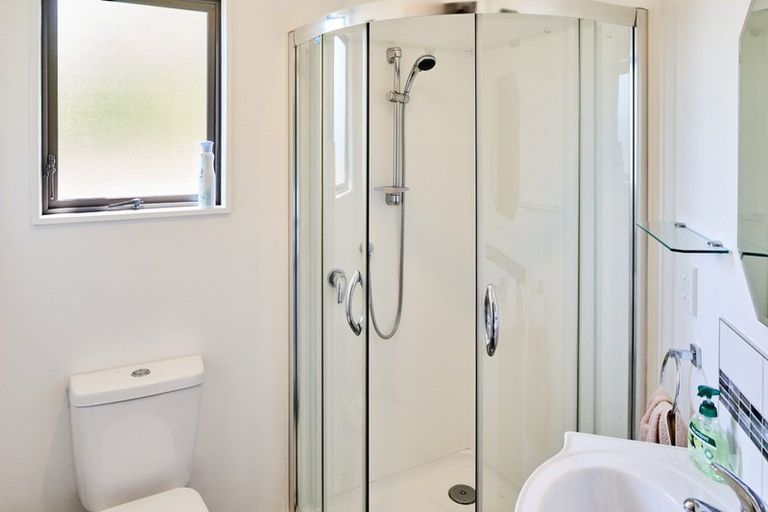 Photo of property in 12 Dornoch Place, Papakowhai, Porirua, 5024