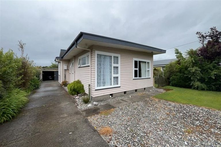 Photo of property in 68 Brougham Street, Westport, 7825