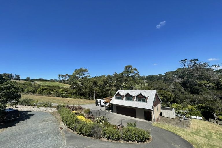 Photo of property in 106 Barrett Road, Riverhead, Albany, 0793