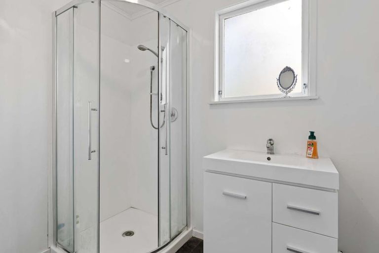 Photo of property in 8 Compton Street, Fenton Park, Rotorua, 3010