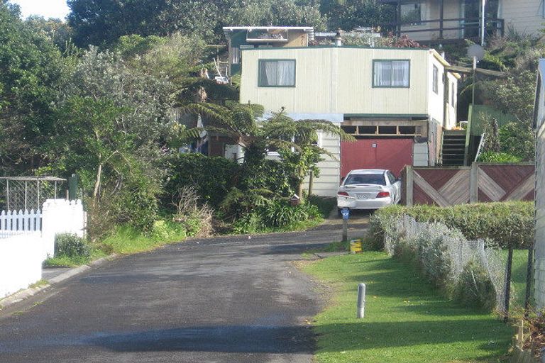 Photo of property in 2/5a Tahurangi Place, Spotswood, New Plymouth, 4310