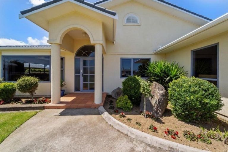 Photo of property in 2 Fantham Street, Hawera, 4610