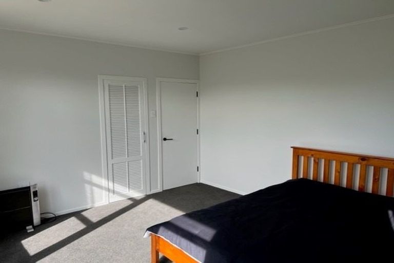 Photo of property in 25 Breton Grove, Kingston, Wellington, 6021