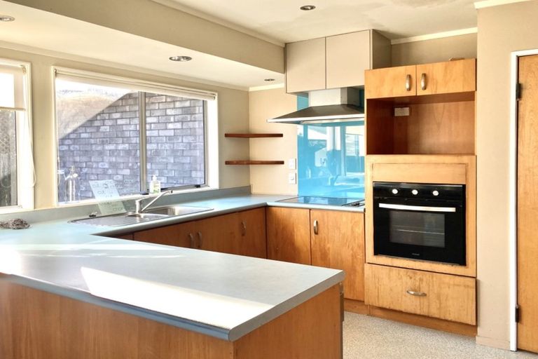 Photo of property in 2/22 Steeple Rise, Pakuranga, Auckland, 2010