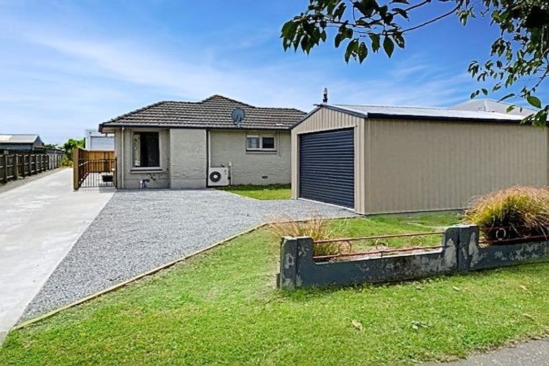 Photo of property in 134 Kippenberger Avenue, Rangiora, 7400