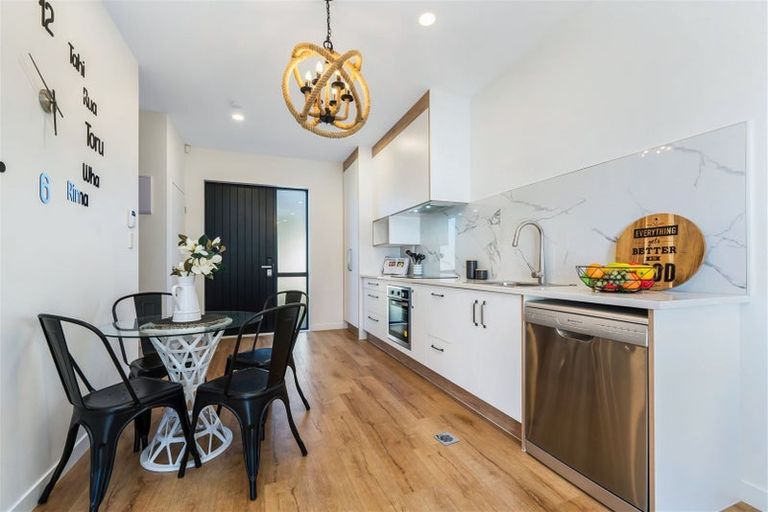 Photo of property in 6/17 Woodford Avenue, Henderson, Auckland, 0610