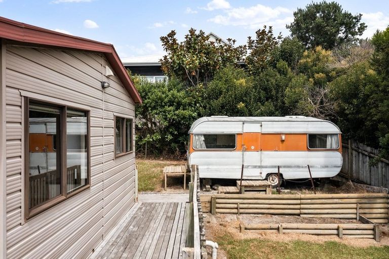 Photo of property in 5 Inca Place, Snells Beach, 0920