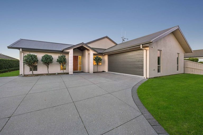 Photo of property in 38 Moonlight Drive, Rototuna North, Hamilton, 3210