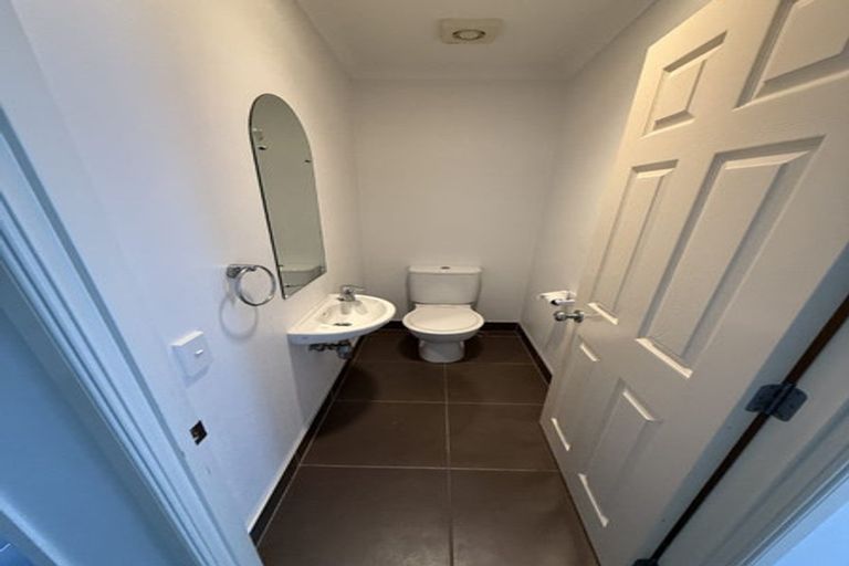 Photo of property in 10 Amapur Place, Flat Bush, Auckland, 2019