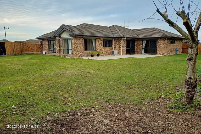 Photo of property in 25 Whitford Place, Rototuna North, Hamilton, 3210