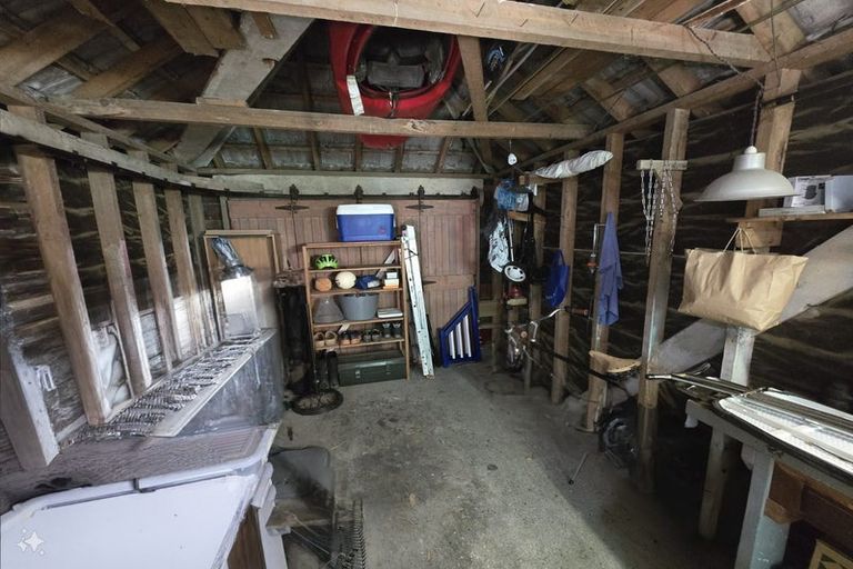 Photo of property in 77 Cockayne Road, Khandallah, Wellington, 6035