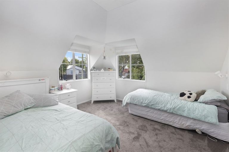 Photo of property in 238 Withells Road, Avonhead, Christchurch, 8042