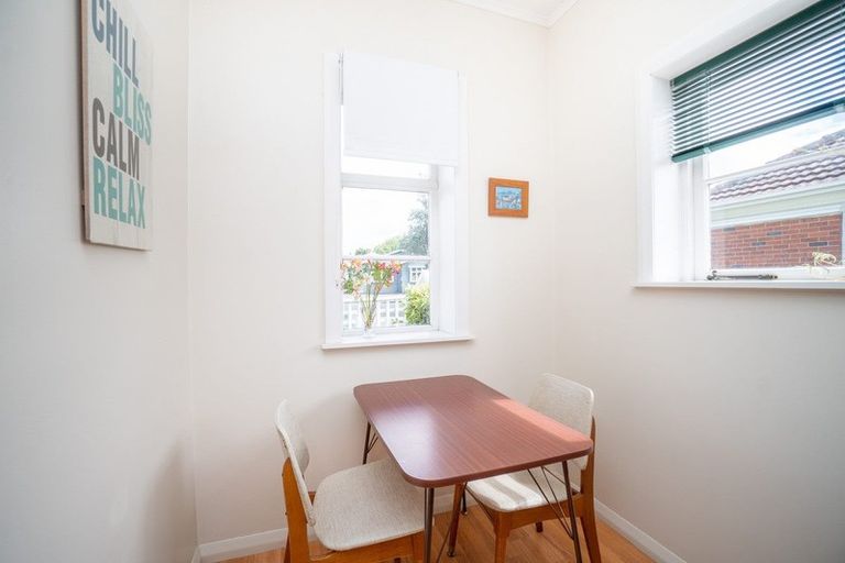 Photo of property in 202 College Street, West End, Palmerston North, 4412