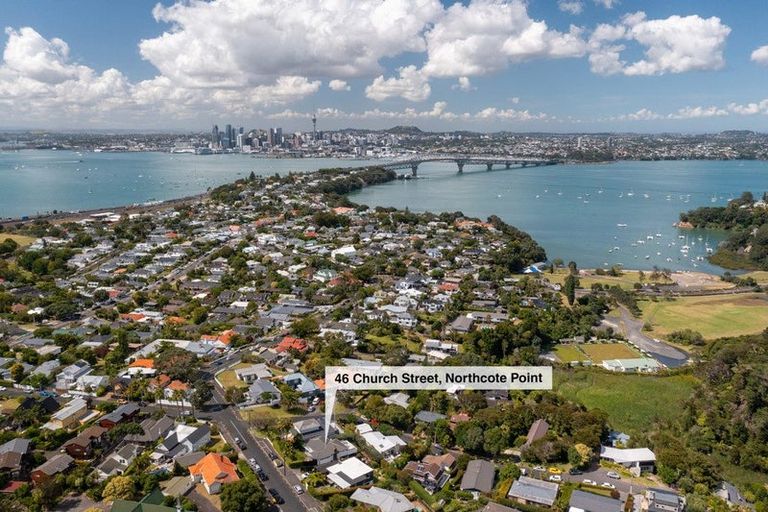 Photo of property in 46 Church Street, Northcote Point, Auckland, 0627