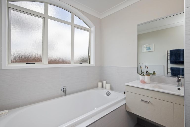 Photo of property in 24 Premila Drive, Pukekohe, 2120