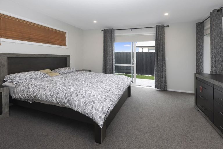 Photo of property in 6 Larissa Road, Halswell, Christchurch, 8025