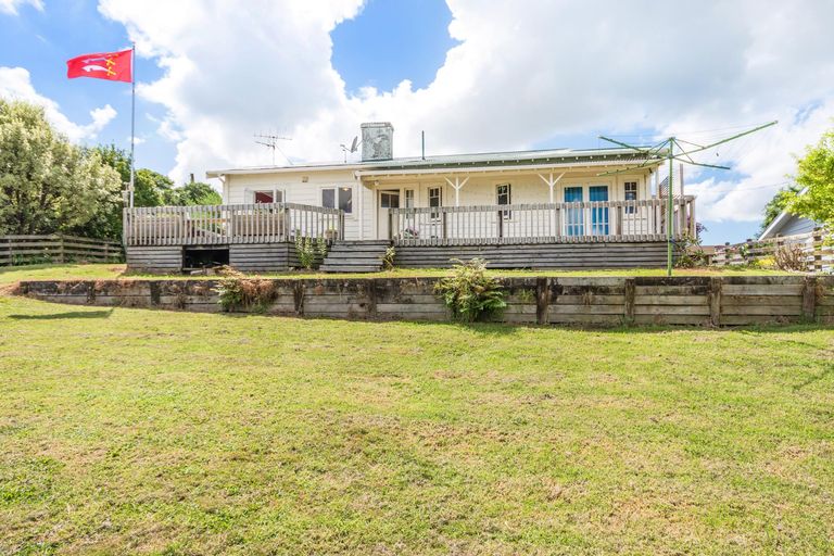 Photo of property in 6 Ngahere Road, Pukekohe, 2120