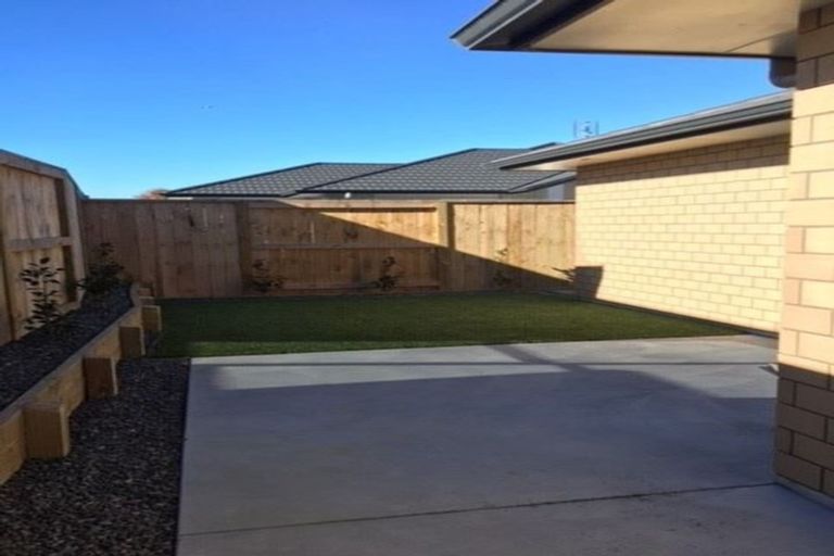 Photo of property in 45 Puhirake Crescent, Pyes Pa, Tauranga, 3112