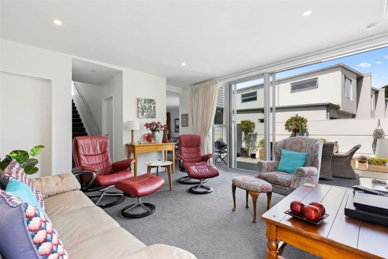 Photo of property in 5 Seager Lane, Hillmorton, Christchurch, 8024