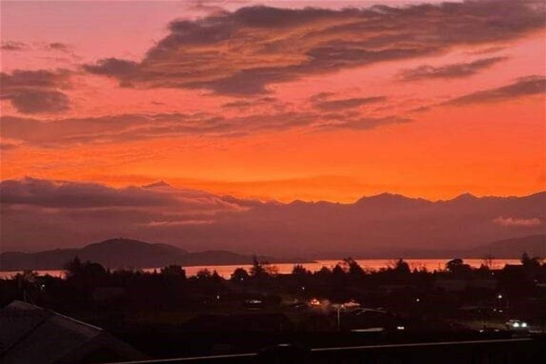 Photo of property in 17 Kingsgate Lane, Waihola, Milton, 9073