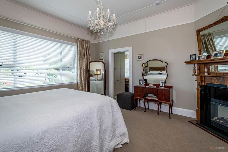 Photo of property in 12 Parsonage Road, Waimate, 7924