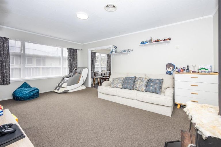 Photo of property in 16 Caernarvon Street, Dinsdale, Hamilton, 3204