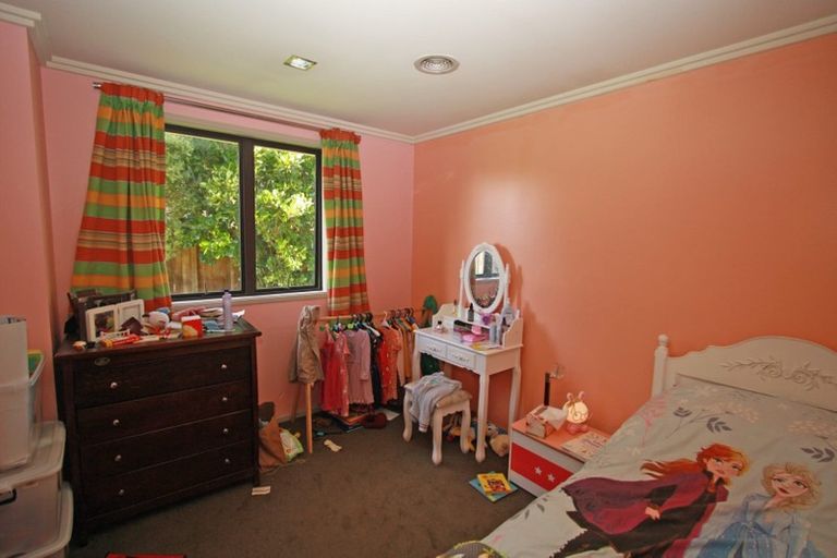 Photo of property in 204 Heta Road, Merrilands, New Plymouth, 4312