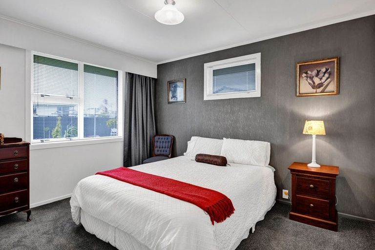 Photo of property in 6 Davidson Street, Hawera, 4610