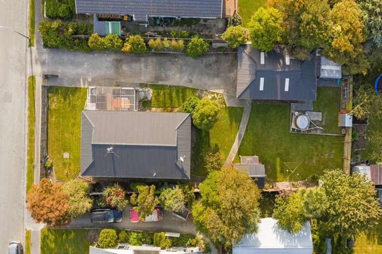 Photo of property in 8 Coleman Place, Darfield, 7510